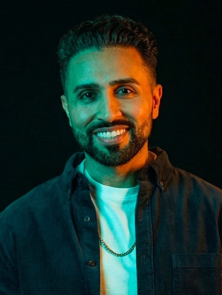 Naroop Jhooti